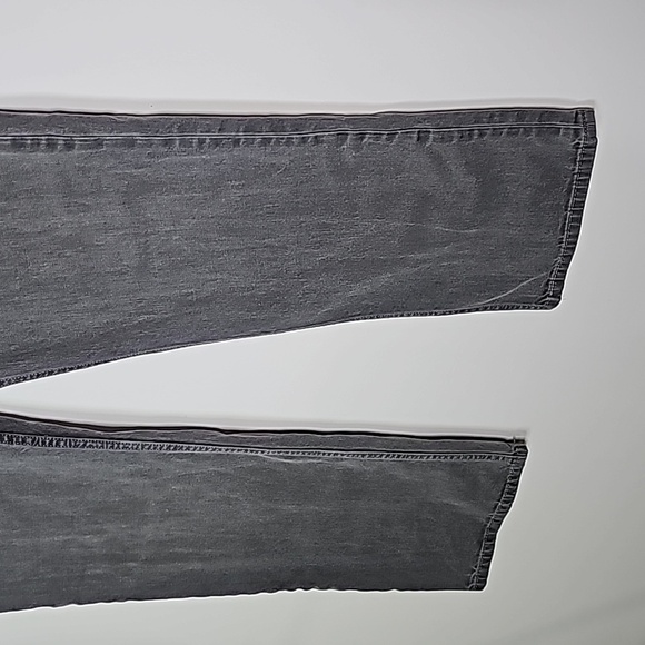 Levis 514 gray 38x32 straight leg jeans - Picture 3 of 7